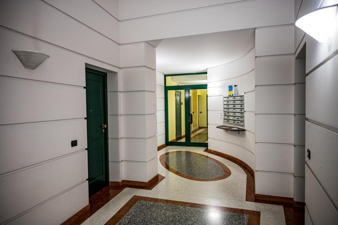 Studio Bovisa Milan Bagian luar foto